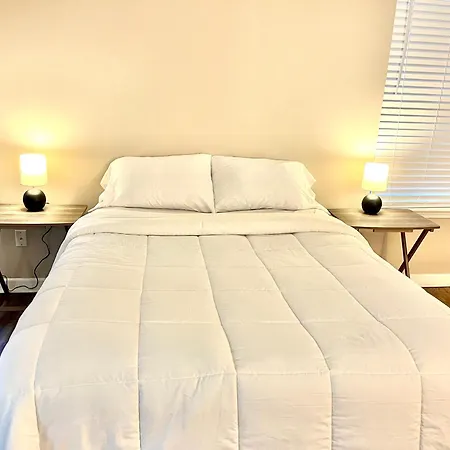 Rooms By Month Atlanta
